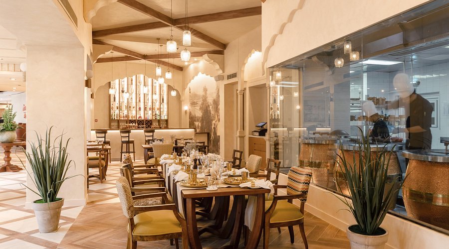 المطاعم الفاخرة